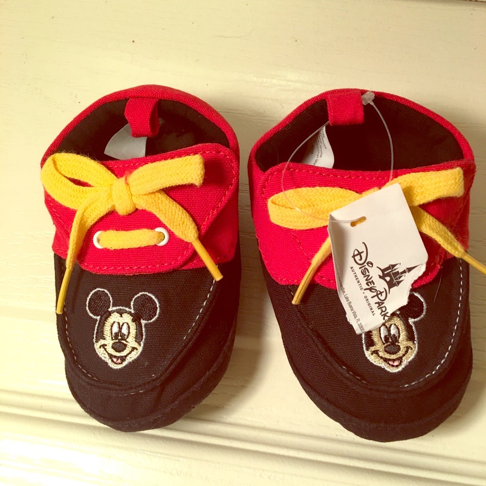 Mickey Mouse slip on shoe/slipper